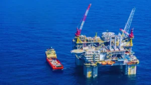 BP cede el 65% de Castrol a Stonepeak y sigue su estrategia downstream