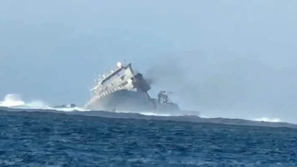 El HMNZS Manawanui por la RNZN