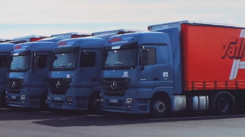 Transports Vallée announces the integration of Mercedes-Benz eActros 600 electric trucks.