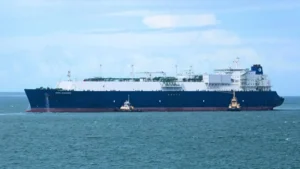 Primer cargamento de GNL del buque Barossa inicia su viaje desde Darwin hacia Japón