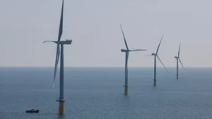 ScottishPower y Masdar ultiman las cimentaciones del parque eólico marino East Anglia 3