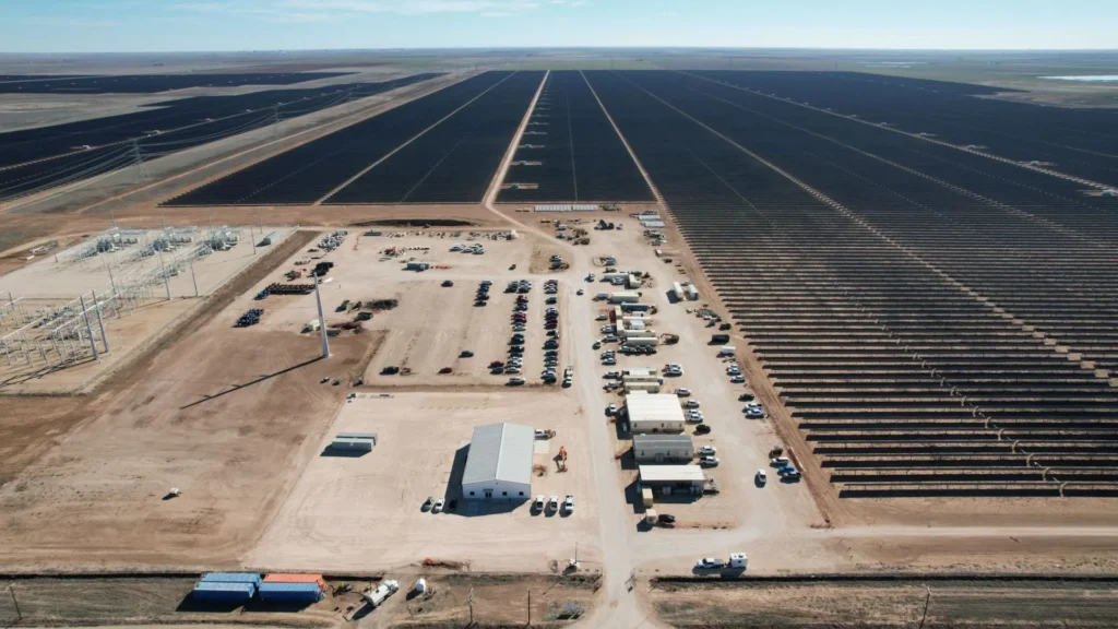 El proyecto de energía solar y el impacto económico para Swisher, Texas