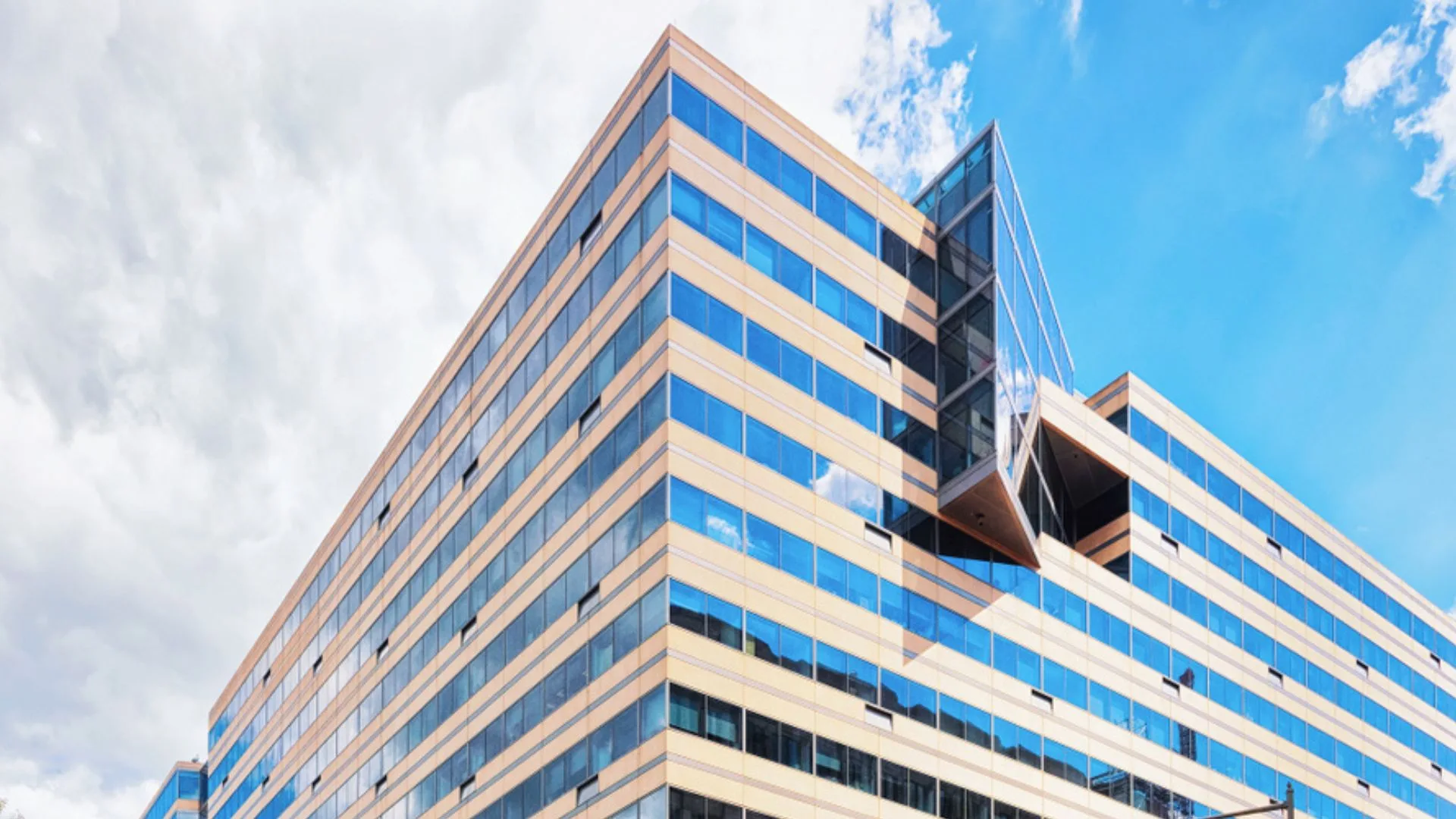 El riesgo de recesión mundial y el impacto de la crisis energética global