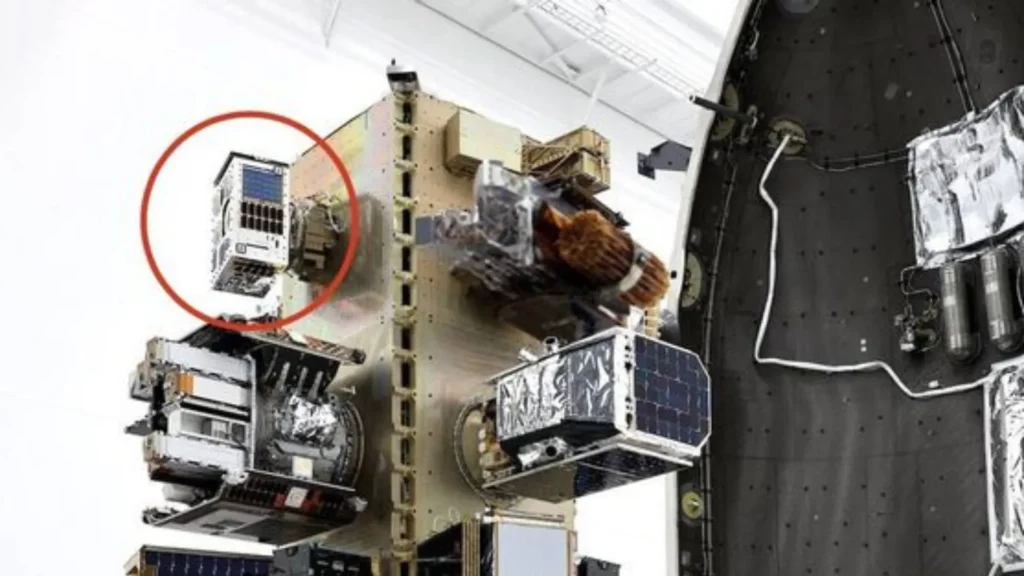 El satélite LUR-1