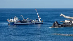 Red Eléctrica construye el tendido del cable submarino entre Tenerife y La Gomera