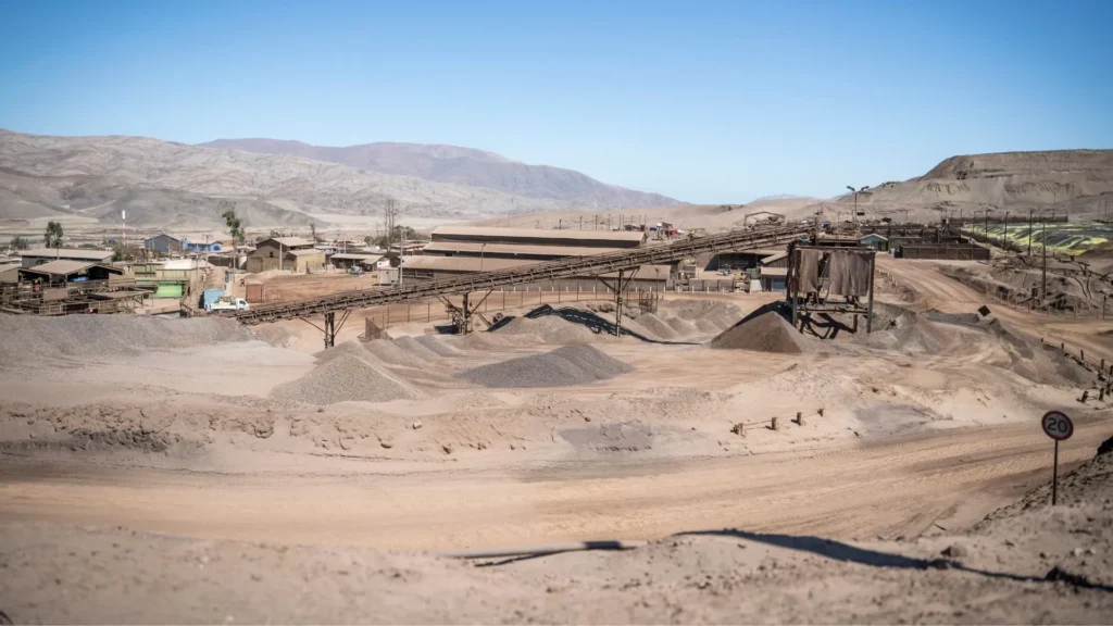 Enami controls chemical incident at El Salado plant and maintains operations