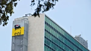 Eni acuerda 20 años de suministro de GNL