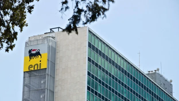 Eni acuerda 20 años de suministro de GNL