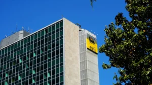 Eni se prepara para aprobar megainversión en gas offshore en Indonesia