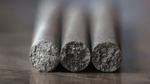 Eni invierte en Nouveau Monde Graphite para asegurar suministro de grafito natural