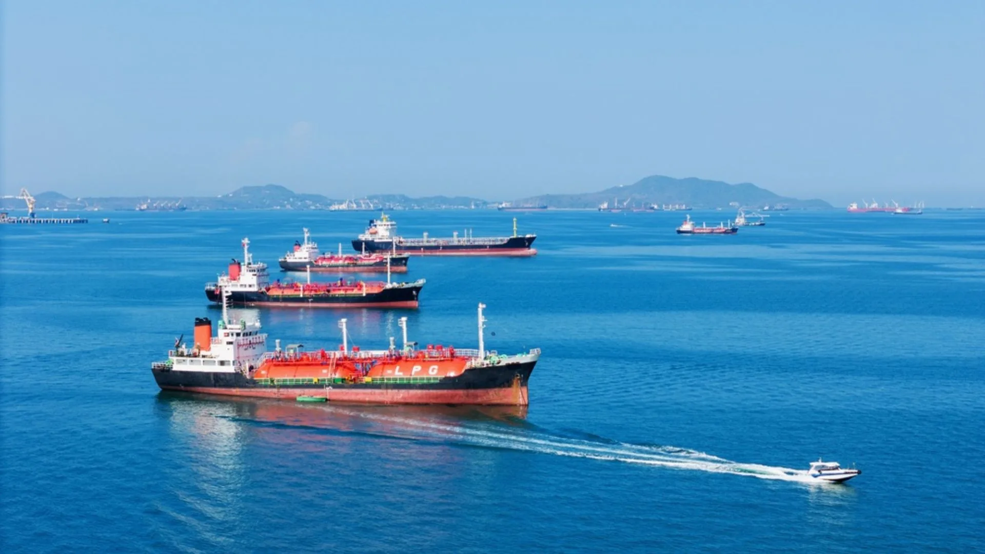 Estrecho de Ormuz reactiva salida de petroleros