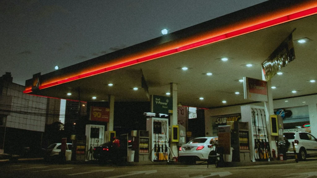 Trump afirma que ExxonMobil operará en Venezuela tras nuevo pacto petrolero con EE. UU.