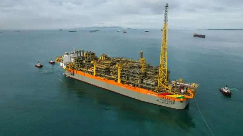 Guyana boosts its oil development with the arrival of the FPSO ONE GUYANA