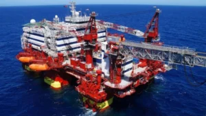 Floatel Triumph secures new offshore contract in Brazil