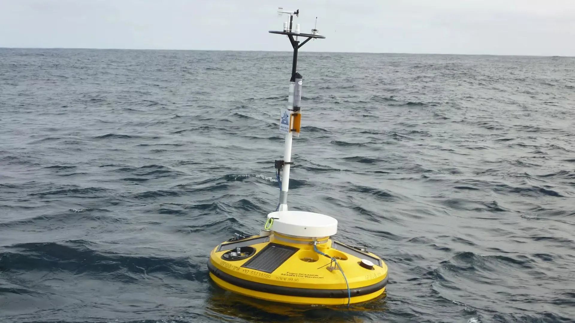 Fugro instala red de monitoreo meteoceánica en Italia. Fuente: Fugro