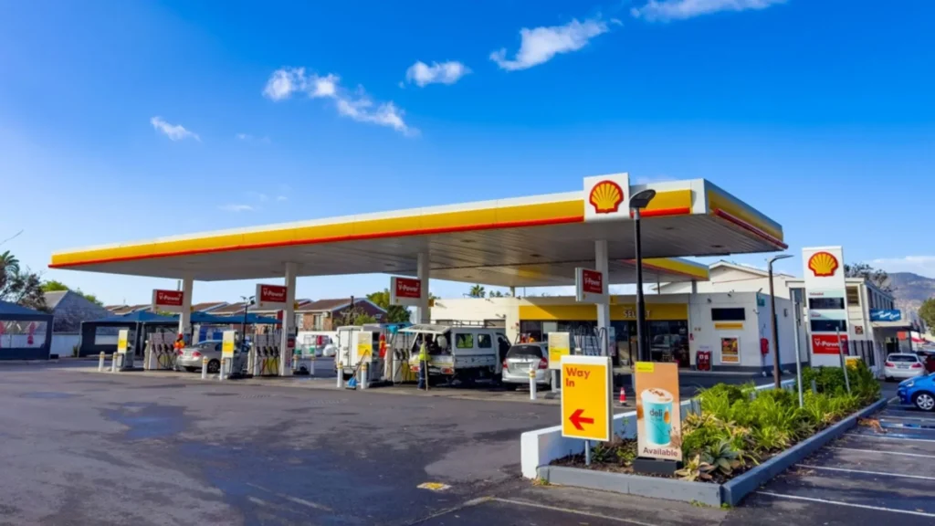 Shell aumenta dividendo tras ganancias de 6.900 millones de dólares en el primer trimestre