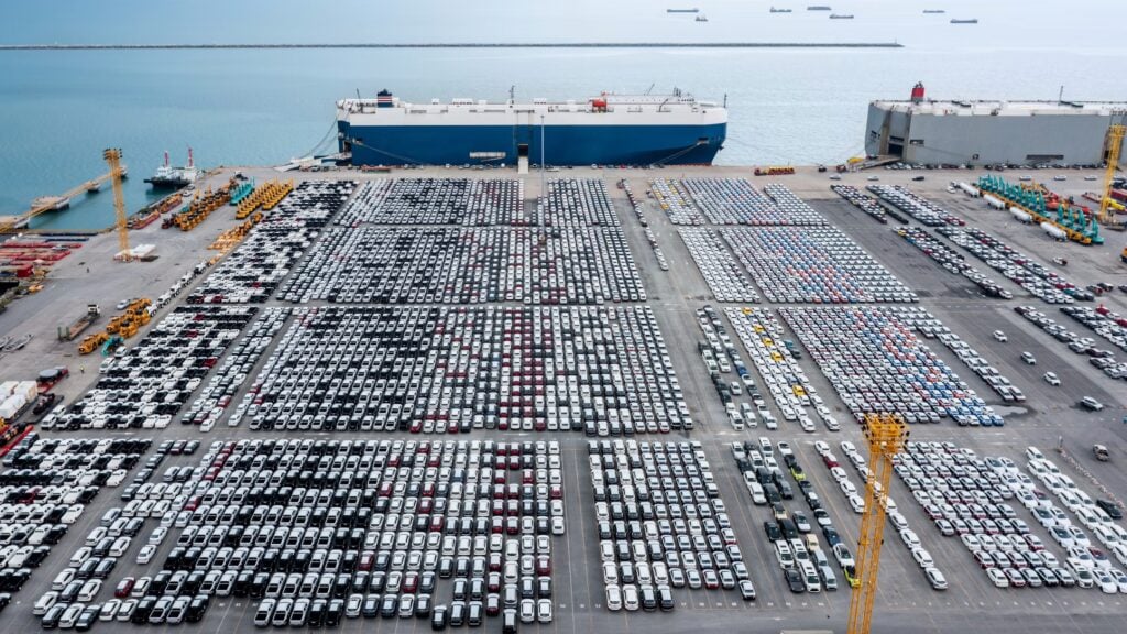 Electric vehicles presentan crecimiento global del mercado EV en 2026.