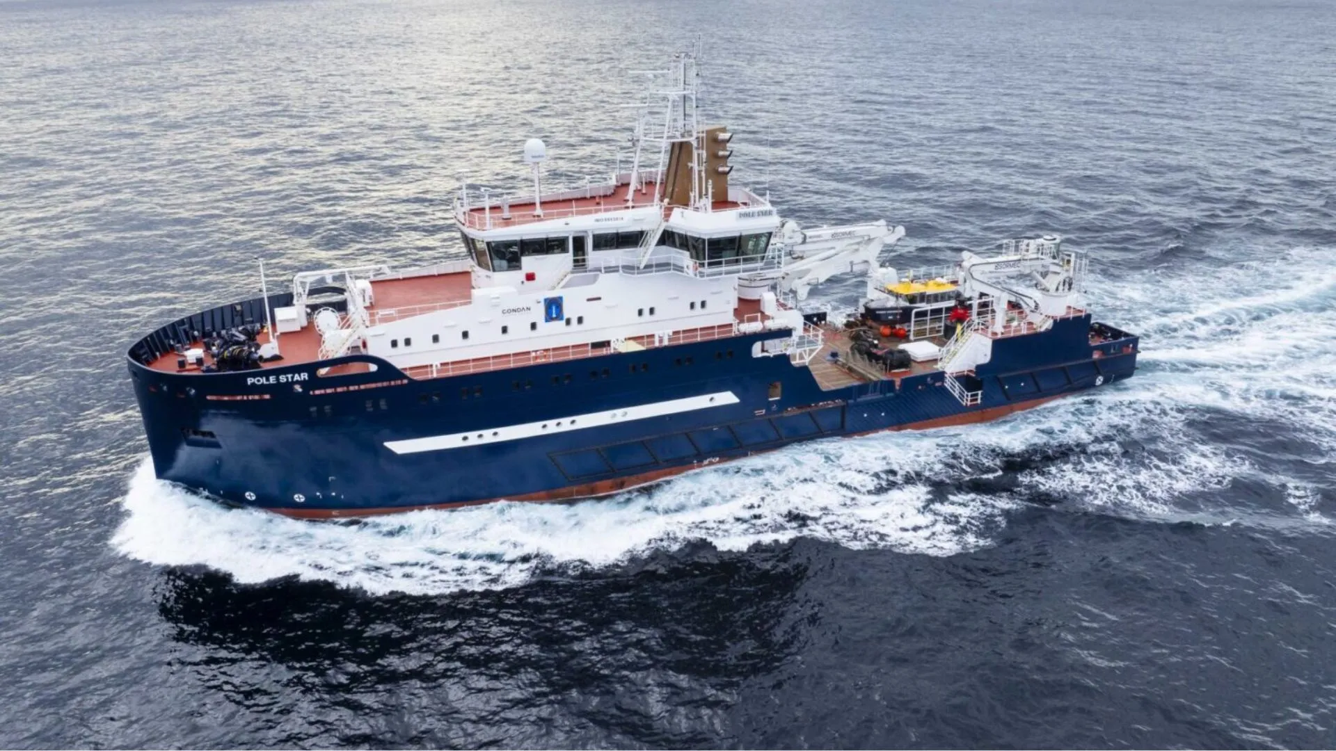 Buque híbrido Pole Star