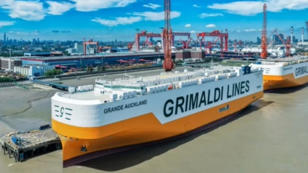 Grimaldi recibe al buque Grande Auckland