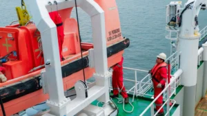 Digitalization of Operational Support for the Maritime Crew