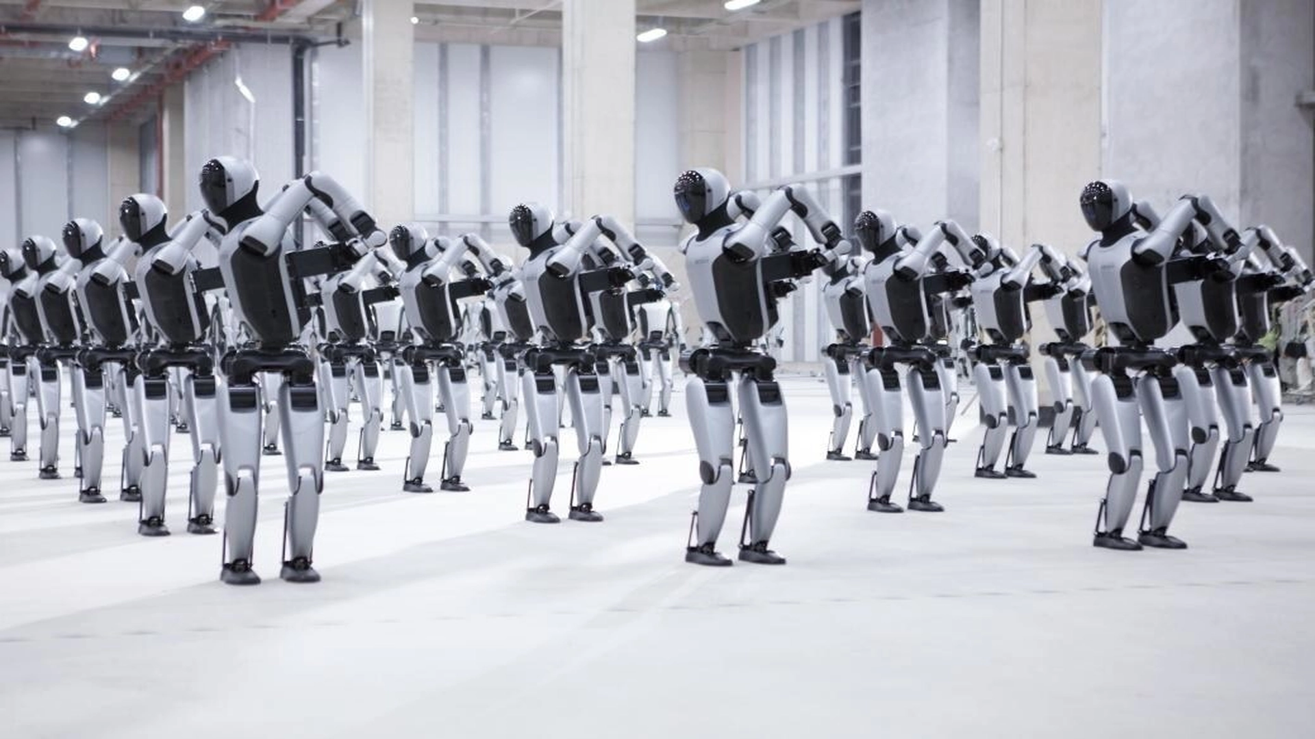 UBTECH inicia entrega de robots humanoides