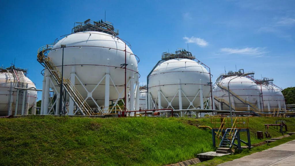 Natural gas storage spheres