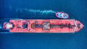 Importaciones petroleras de Japón caen a nivel más bajo desde 1979