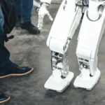 Impulsan la locomoción bípeda con IA