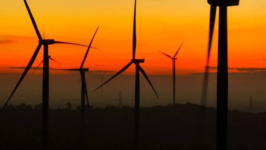 France inaugurates first floating offshore wind farm financed by projects