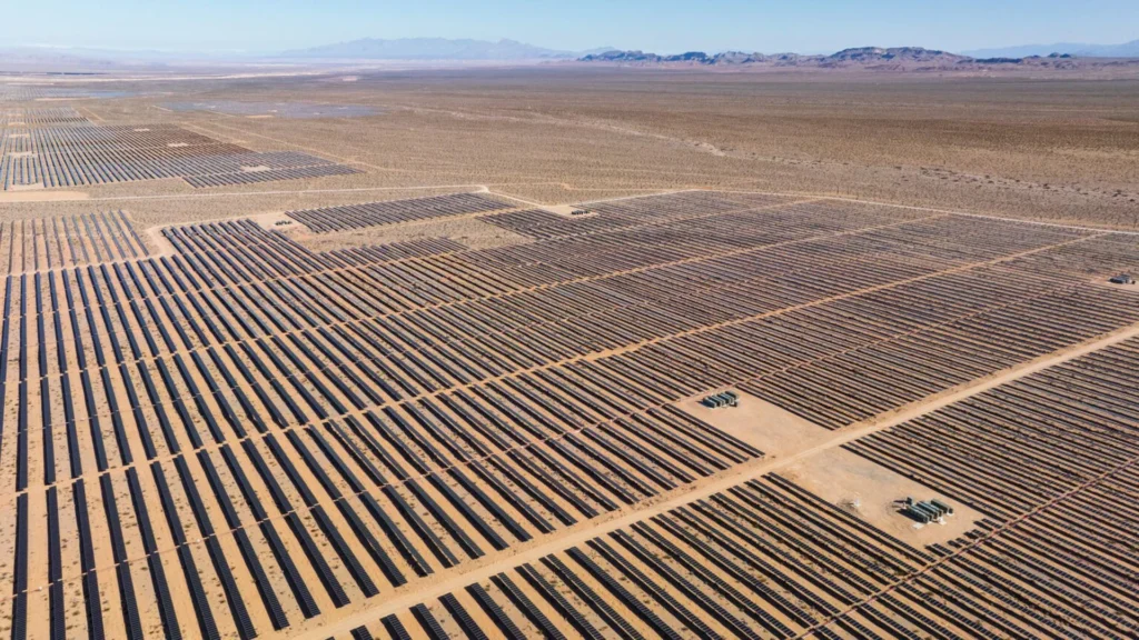 Inauguran el proyecto Gemini: el sistema de almacenamiento solar y de baterías más grande en Nevada