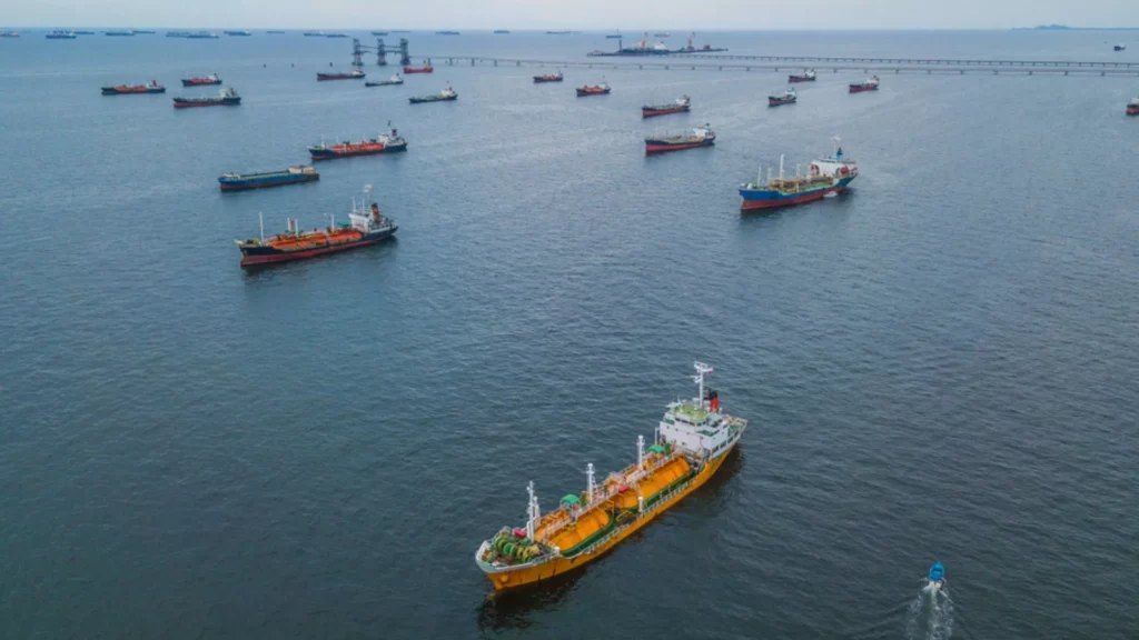 Las importaciones de petróleo asiático caen