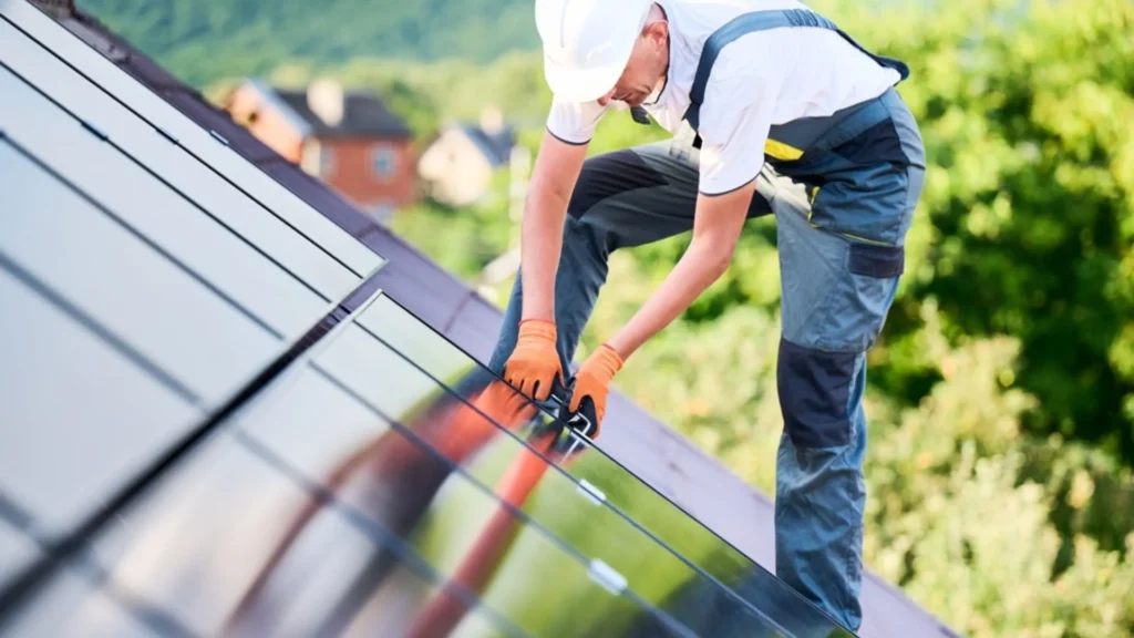 JA Solar and Trinasolar reach the top in a critical half-year for solar power