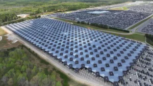 Kia instala marquesina solar