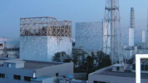 TEPCO suspende reactor en la central nuclear Kashiwazaki-Kariwa tras alerta operativa