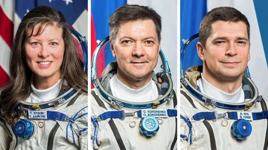 La cápsula Soyuz MS-25 regresó a la Tierra con tres astronautas tras misión récord en la EEI