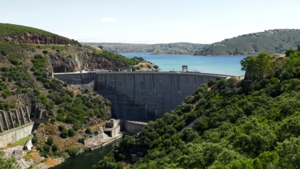 La central hidroeléctrica de Valdecañas