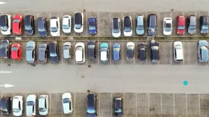 Canadá retirará la prohibición de venta de vehículos de gasolina en 2035