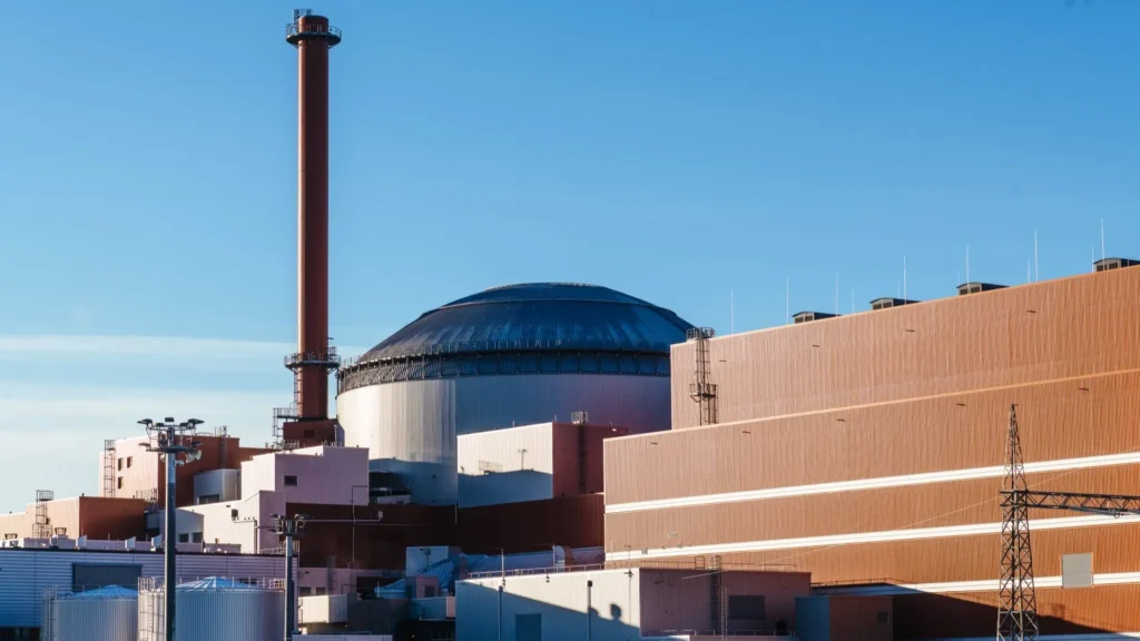TVO is investigating the radioactive coolant leak at the Olkiluoto 3 nuclear plant.