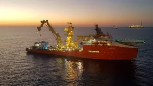 La extensión del contrato con el buque Normand Vision