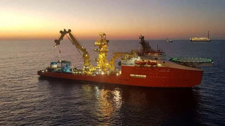 La extensión del contrato con el buque Normand Vision