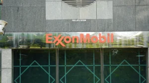 Grecia firma contrato con ExxonMobil y Energean para perforaciones de gas en el mar Jónico