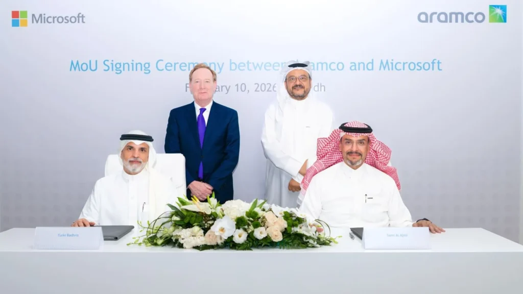 Aramco y Microsoft fortalecen la implementación de inteligencia artificial de IA industrial