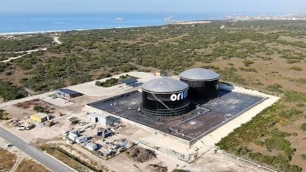 La inauguración del parque de tanques Coega en Sudáfrica