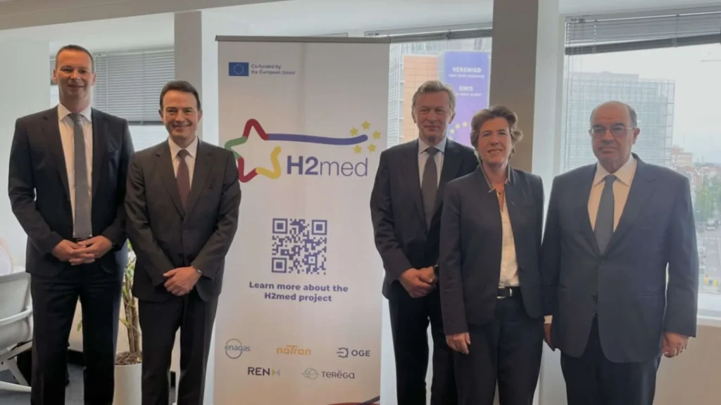 Enagás advances in the H2med corridor after development of the BarMar hydroproduct
