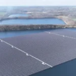 La instalación de la planta solar flotante en Bélgica de Totalenergies y Holcim