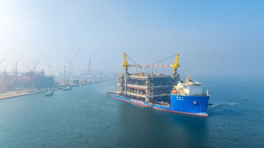 La mayor plataforma petrolífera marina por COOEC
