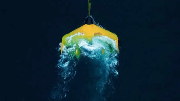 La realeza y delegación sueca sustentada por tecnología oceánica