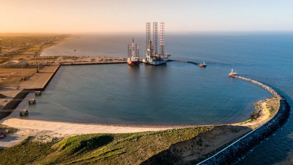 Peel Ports celebrates opening of East Anglia Port with strategic investment