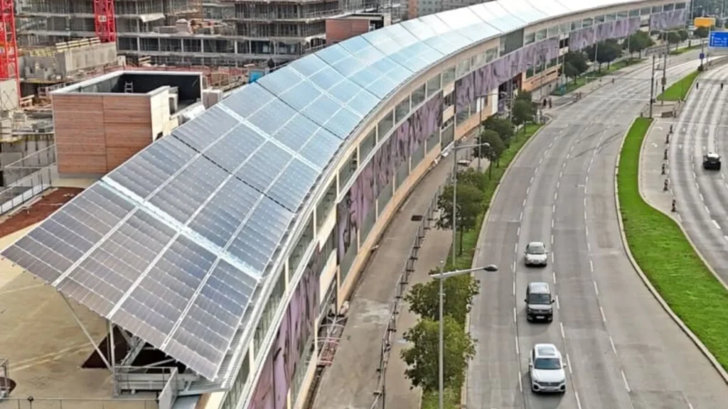 SoliTek Solar mejora el complejo DOCKS