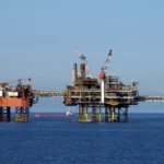 La venta de activos de Shell y ExxonMobil